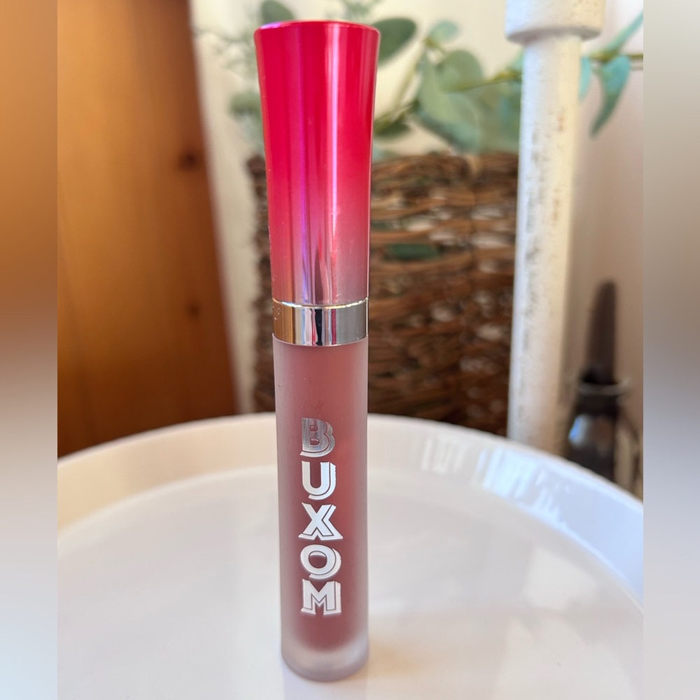 BUXOM's Full-On Plumping Lip Cream Lip Gloss in color Pacific Punch RARE - New
